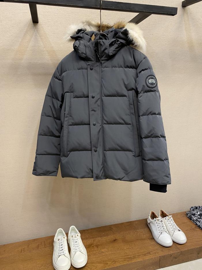 designer,replica,clothing,fake,1:1,lv,luxury,high quality Canada Goose down jacket (062T2) designer,replica,clothing,fake,1:1,lv,luxury,high quality Canada Goose down jacket (062T2)