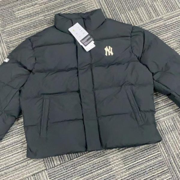 designer,replica,clothing,fake,1:1,lv,luxury,high quality Authentic MLB back hollow large logo down jacket MLB logo large logo print on the back (0YO6Z)