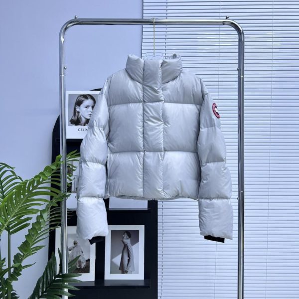 designer,replica,clothing,fake,1:1,lv,luxury,high quality Authentic Canada Goose Puff Short Down Jacket (ZEK6R)