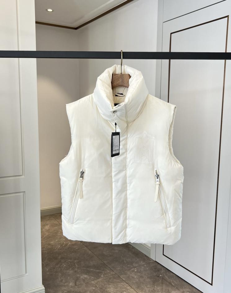 designer,replica,clothing,fake,1:1,lv,luxury,high quality Authentic McAvoy Cloud Vest Unisex (4D2A3) designer,replica,clothing,fake,1:1,lv,luxury,high quality Authentic McAvoy Cloud Vest Unisex (4D2A3)