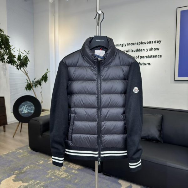 designer,replica,clothing,fake,1:1,lv,luxury,high quality Moncler Cardigan Goose Down Lightweight Slim Fit Down Jacket (7N2HA)