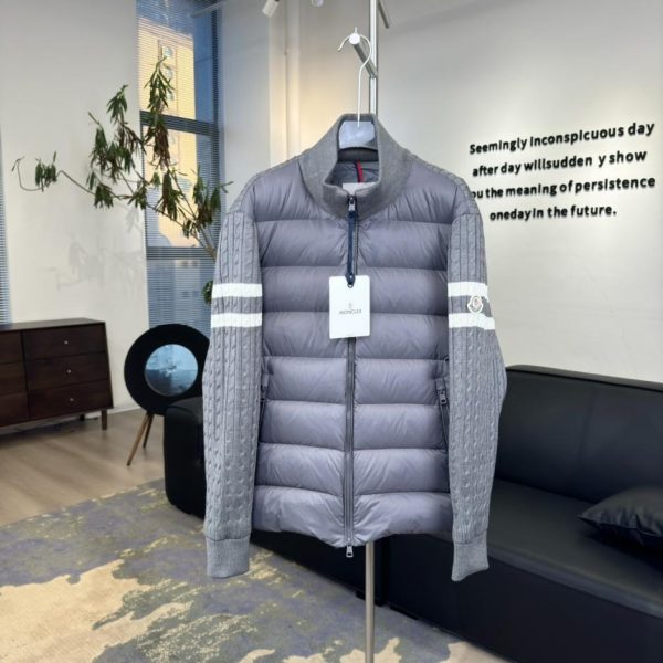 designer,replica,clothing,fake,1:1,lv,luxury,high quality Goose down Moncler padded stand collar knitted wool sweater down jacket (5WMYR)