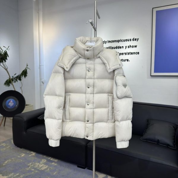 designer,replica,clothing,fake,1:1,lv,luxury,high quality Prada Goose Down Jacket with Shoulder Sleeves and Side Pockets (UXMLT)