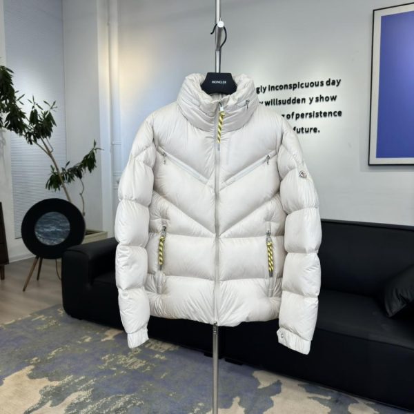 designer,replica,clothing,fake,1:1,lv,luxury,high quality Moncler Katmai Black Technology Devil’s Eye Goose Down Jacket (6FAHW)