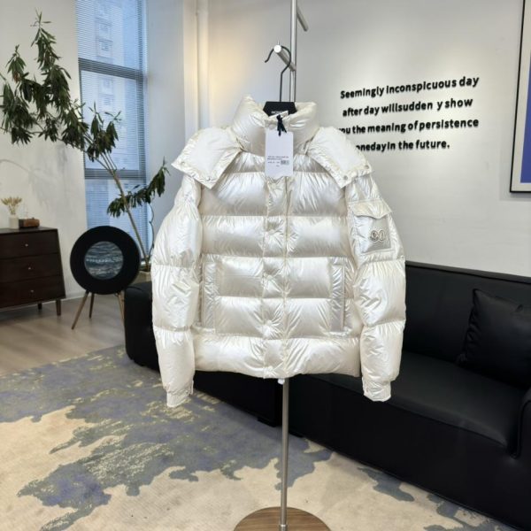 designer,replica,clothing,fake,1:1,lv,luxury,high quality Moncler Maya 70th Anniversary Limited Edition Oil-Finished Goose Down Jacket (CYRF4)