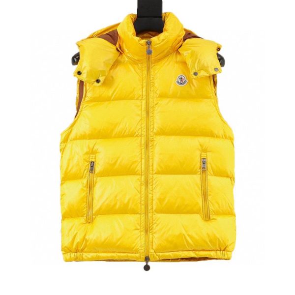 designer,replica,clothing,fake,1:1,lv,luxury,high quality Moncler Maya Hooded Logo Down Vest (D03A)