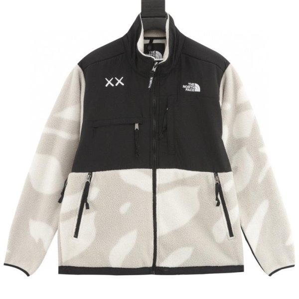 designer,replica,clothing,fake,1:1,lv,luxury,high quality The North Face x KAWS Collaboration 1995 Denali Logo Print Color Block Zip-Up Fleece Long-Sleeve Jacket, Unisex (4121)
