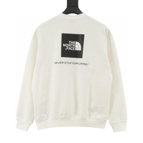 designer,replica,clothing,fake,1:1,lv,luxury,high quality The North Face’s latest collaboration: a unisex crewneck sweatshirt with the 1992 logo and lettering, styled for couples (EA53).