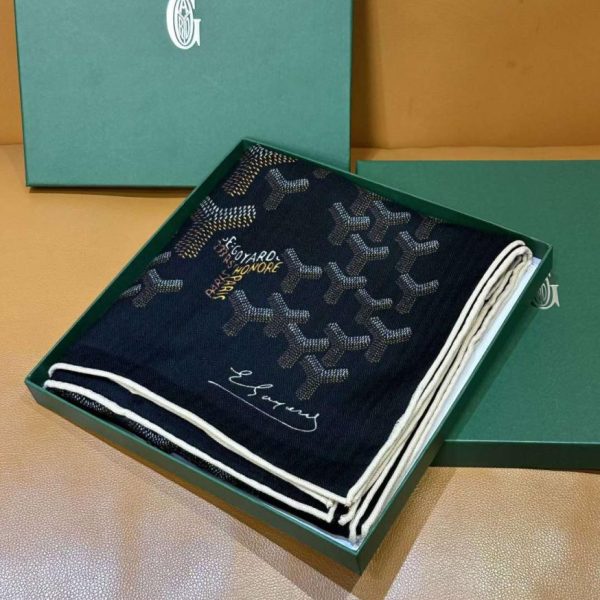 designer,replica,clothing,fake,1:1,lv,luxury,high quality Goya New Arrival: Double-Layer, Double-Sided, Same-Color Velvet Long Scarf (8N773)