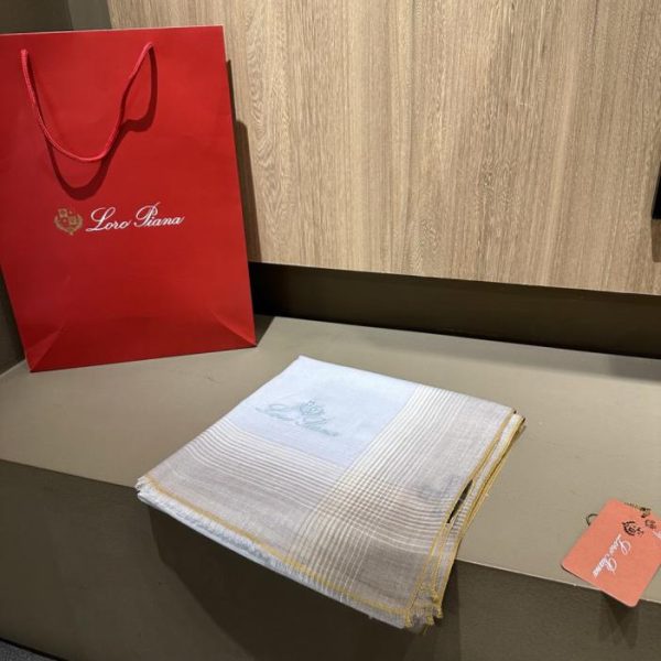 designer,replica,clothing,fake,1:1,lv,luxury,high quality LP Embroidered Spring/Summer New Color-Coated Plaid Square Scarf (9G0N7)