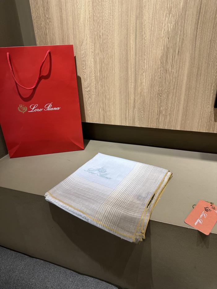 designer,replica,clothing,fake,1:1,lv,luxury,high quality LP Embroidered Spring/Summer New Color-Coated Plaid Square Scarf (9G0N7) designer,replica,clothing,fake,1:1,lv,luxury,high quality LP Embroidered Spring/Summer New Color-Coated Plaid Square Scarf (9G0N7)