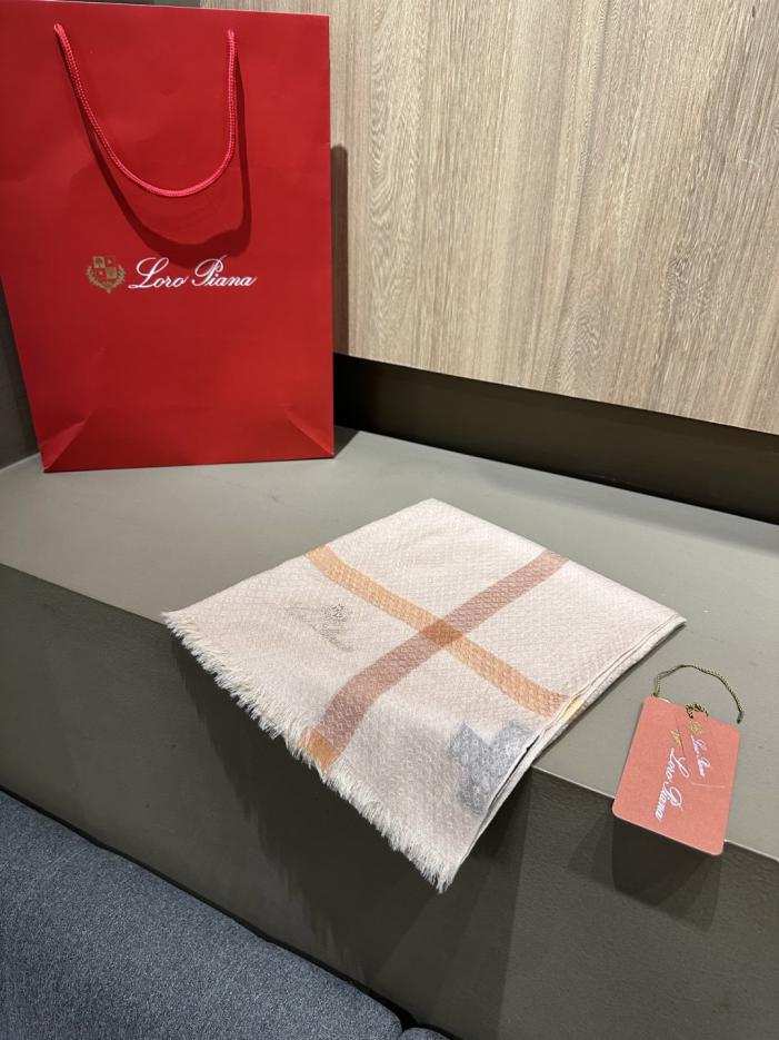 designer,replica,clothing,fake,1:1,lv,luxury,high quality Loro Piana handkerchief, sophisticated color scheme, 100% water-soluble wool (BALS2). designer,replica,clothing,fake,1:1,lv,luxury,high quality Loro Piana handkerchief, sophisticated color scheme, 100% water-soluble wool (BALS2).
