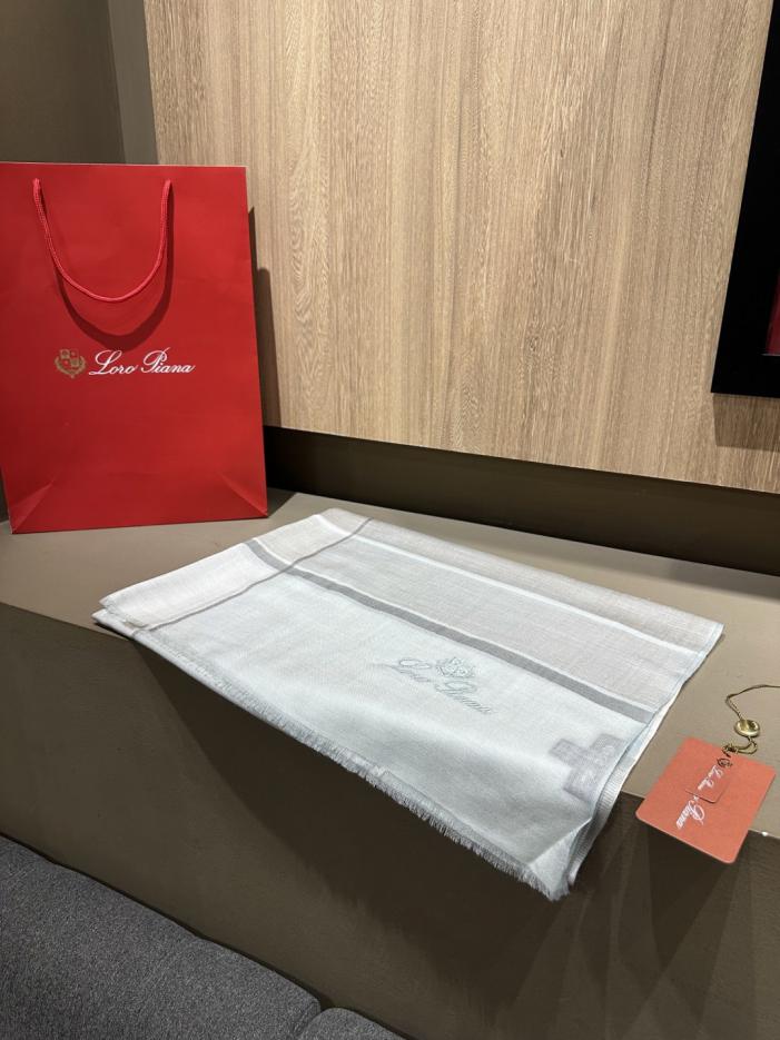 designer,replica,clothing,fake,1:1,lv,luxury,high quality Loro Thin Cashmere Scarf (E9IZR) designer,replica,clothing,fake,1:1,lv,luxury,high quality Loro Thin Cashmere Scarf (E9IZR)