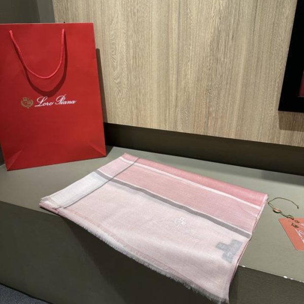 designer,replica,clothing,fake,1:1,lv,luxury,high quality Loro Thin Cashmere Scarf (S4TW0)