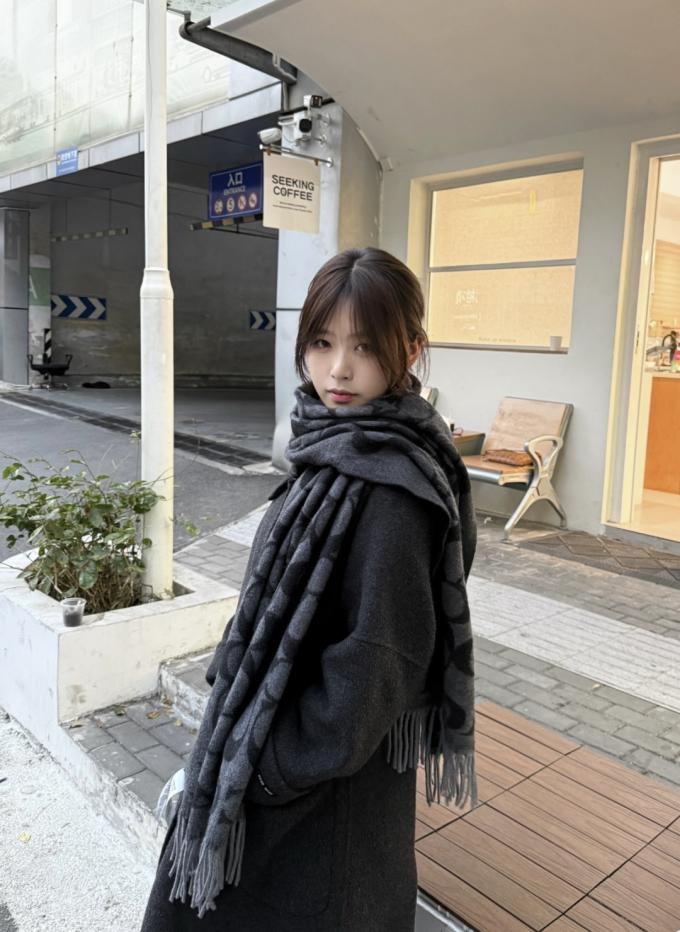 designer,replica,clothing,fake,1:1,lv,luxury,high quality Coach 6-color shawl (UACDX) designer,replica,clothing,fake,1:1,lv,luxury,high quality Coach 6-color shawl (UACDX)