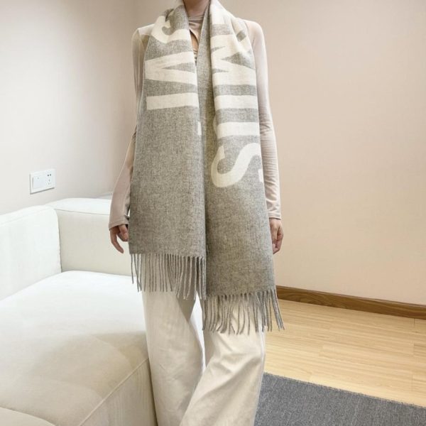 designer,replica,clothing,fake,1:1,lv,luxury,high quality Jacquemus Reversible Scarf (WIZUR)