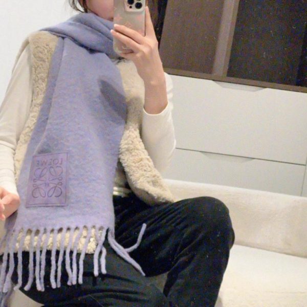 designer,replica,clothing,fake,1:1,lv,luxury,high quality Loewe’s new colorful mohair scarf (C5BT3)