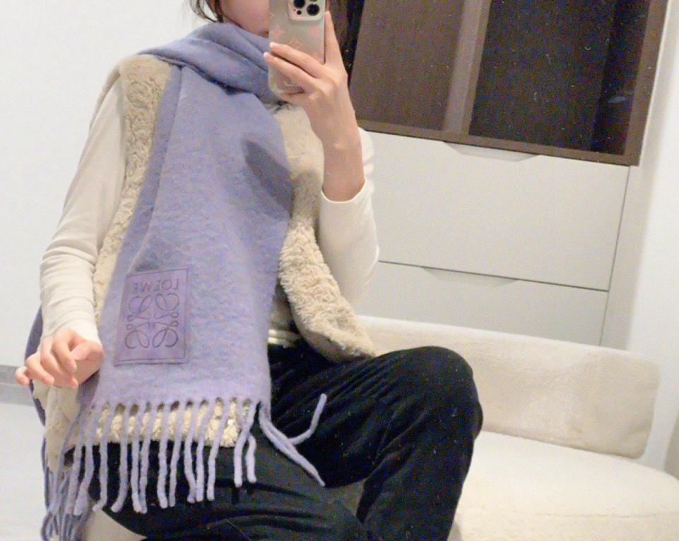 designer,replica,clothing,fake,1:1,lv,luxury,high quality Loewe’s new colorful mohair scarf (C5BT3) designer,replica,clothing,fake,1:1,lv,luxury,high quality Loewe’s new colorful mohair scarf (C5BT3)
