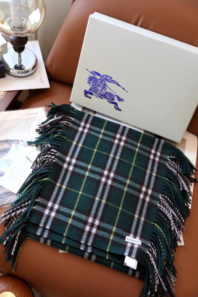 designer,replica,clothing,fake,1:1,lv,luxury,high quality Burberry Large Tassel Cashmere Scarf (8B905) designer,replica,clothing,fake,1:1,lv,luxury,high quality Burberry Large Tassel Cashmere Scarf (8B905)