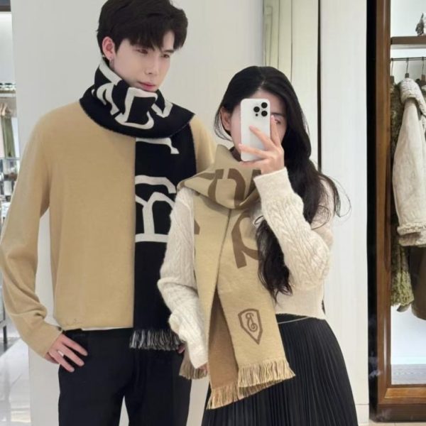 designer,replica,clothing,fake,1:1,lv,luxury,high quality Burberry’s new scarf (THM9G)