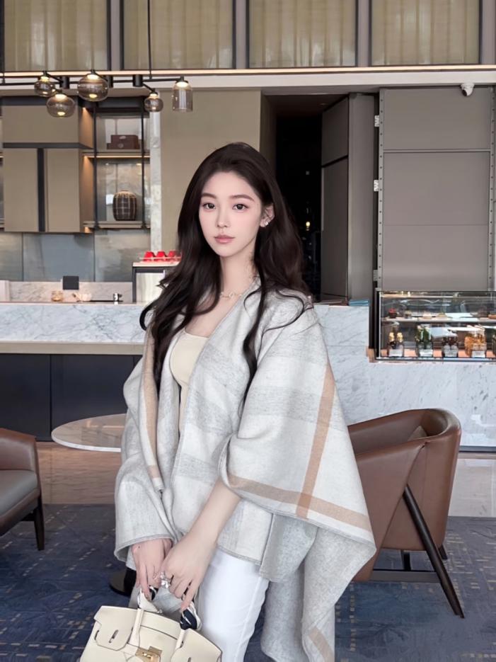 designer,replica,clothing,fake,1:1,lv,luxury,high quality Burberry Reversible Cape (O0AL2) designer,replica,clothing,fake,1:1,lv,luxury,high quality Burberry Reversible Cape (O0AL2)