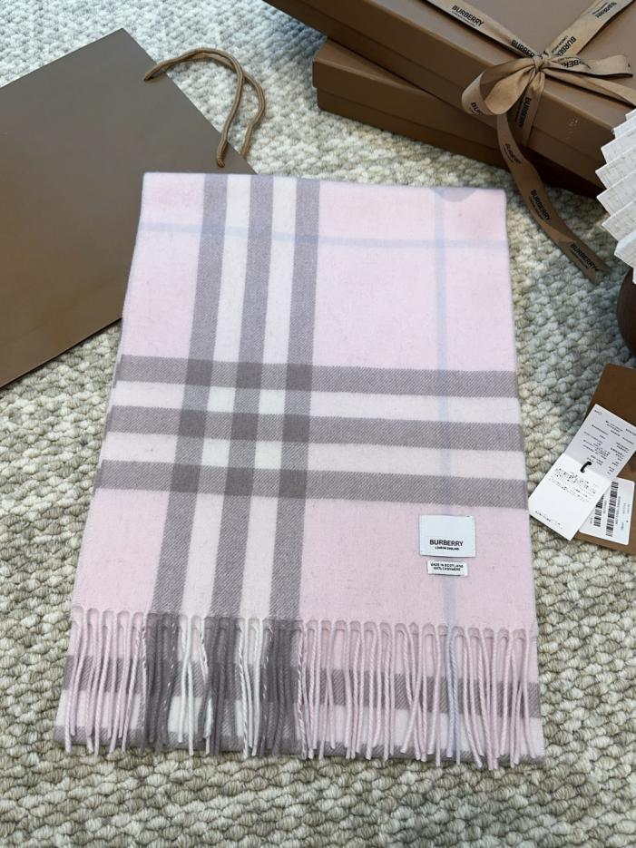 designer,replica,clothing,fake,1:1,lv,luxury,high quality Burberry’s classic cashmere check scarf (D4F3W) designer,replica,clothing,fake,1:1,lv,luxury,high quality Burberry’s classic cashmere check scarf (D4F3W)