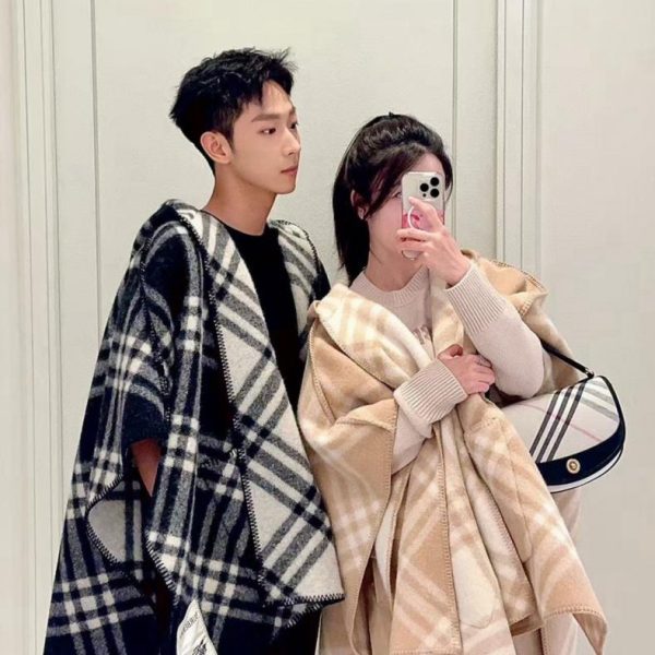 designer,replica,clothing,fake,1:1,lv,luxury,high quality Burberry runway hooded cape/shawl, reversible (4NBQ4)