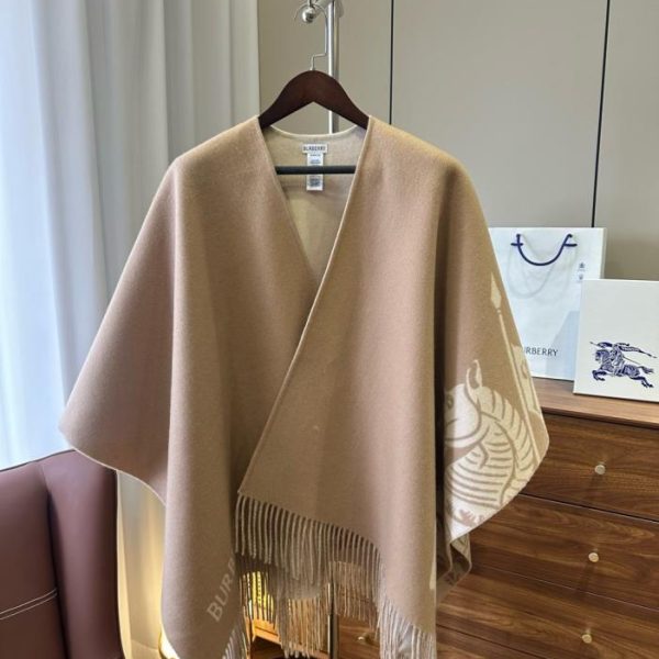 designer,replica,clothing,fake,1:1,lv,luxury,high quality Sand-colored Burberry Equestrian Cashmere Blend Shawl (X72KE)