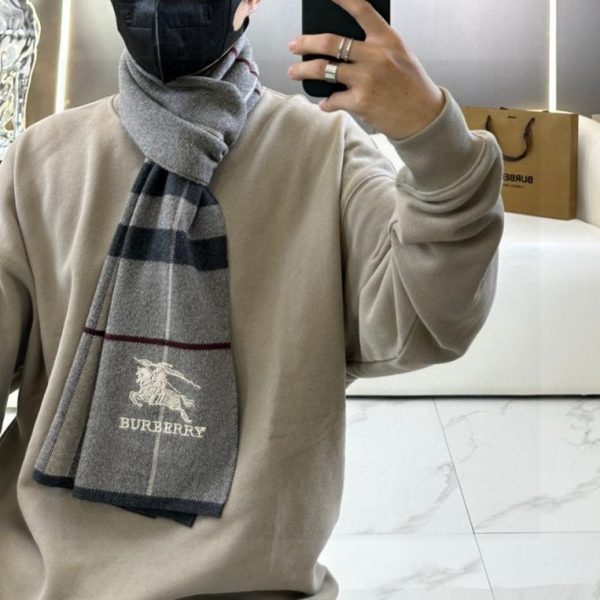 designer,replica,clothing,fake,1:1,lv,luxury,high quality Burberry premium men’s scarf, classic equestrian check pattern (1A7A4)