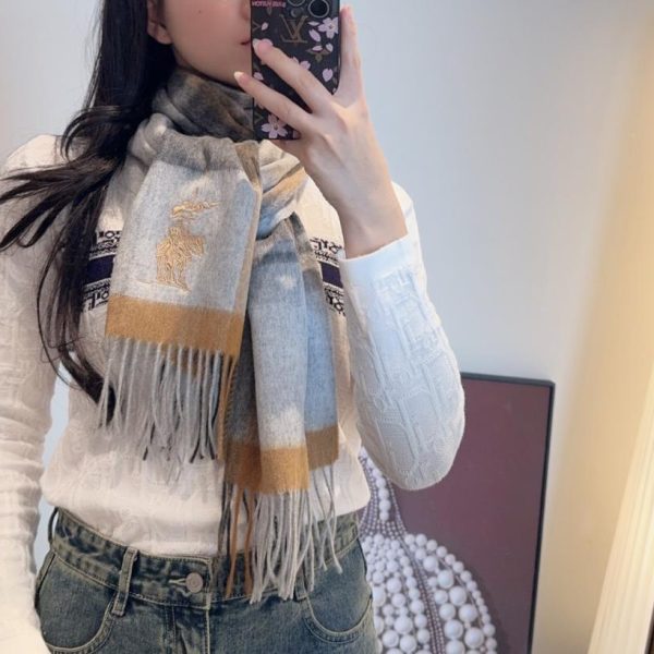 designer,replica,clothing,fake,1:1,lv,luxury,high quality Burberry Reversible Scarf (J307I)