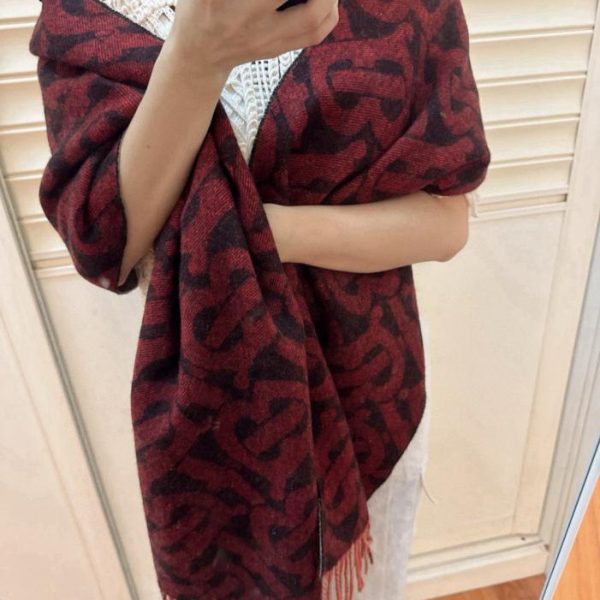 designer,replica,clothing,fake,1:1,lv,luxury,high quality Burberry Classic TB Collection Jacquard Cashmere Scarf (LEZGC)