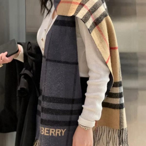 designer,replica,clothing,fake,1:1,lv,luxury,high quality Burberry cashmere color-blocked scarf (7066S)