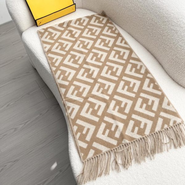 designer,replica,clothing,fake,1:1,lv,luxury,high quality Fendi FF Shawl (KTADM)