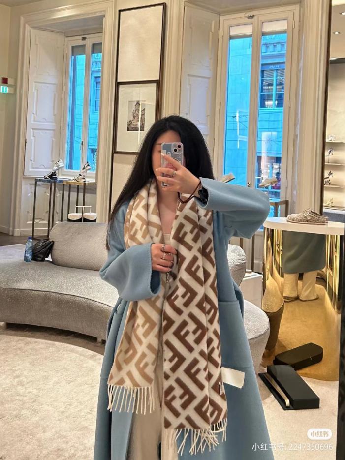 designer,replica,clothing,fake,1:1,lv,luxury,high quality Fendi’s latest original cashmere gradient scarf (BEJMA) designer,replica,clothing,fake,1:1,lv,luxury,high quality Fendi’s latest original cashmere gradient scarf (BEJMA)