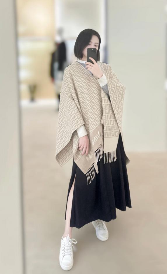 designer,replica,clothing,fake,1:1,lv,luxury,high quality Fendi limited edition cape/shawl, available at boutiques (4OWJD). designer,replica,clothing,fake,1:1,lv,luxury,high quality Fendi limited edition cape/shawl, available at boutiques (4OWJD).
