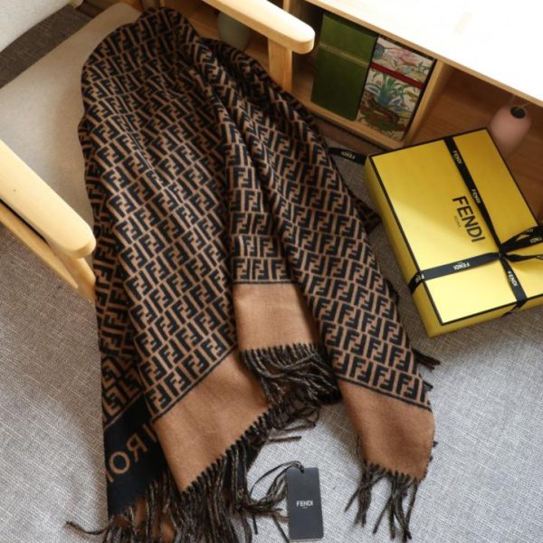 designer,replica,clothing,fake,1:1,lv,luxury,high quality FENDI Roman Cape, Two-tone, High-density Woven New Style (EA38N)