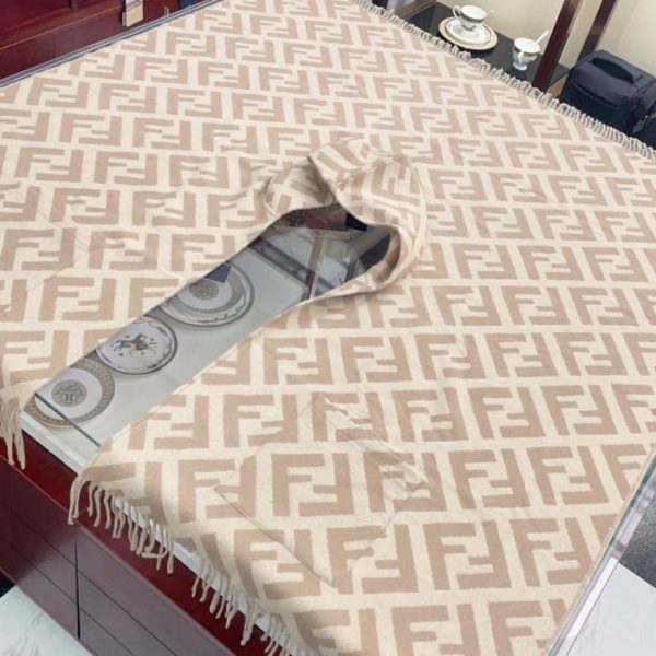 designer,replica,clothing,fake,1:1,lv,luxury,high quality Available at boutiques simultaneously: Fendi limited edition hooded cape/shawl (BB747)