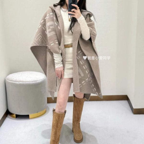 designer,replica,clothing,fake,1:1,lv,luxury,high quality Fendi large pocket wool cape (RRXIC)
