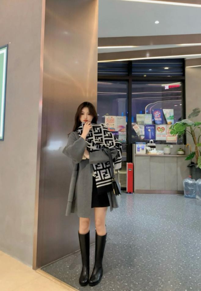 designer,replica,clothing,fake,1:1,lv,luxury,high quality FENDI FF Premium Version Couple Scarf (V1K9Q) designer,replica,clothing,fake,1:1,lv,luxury,high quality FENDI FF Premium Version Couple Scarf (V1K9Q)