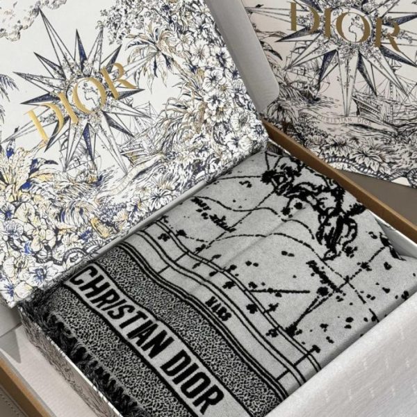 designer,replica,clothing,fake,1:1,lv,luxury,high quality Black and white Dior Zodiac Zodiac Blanket (YM4E7)