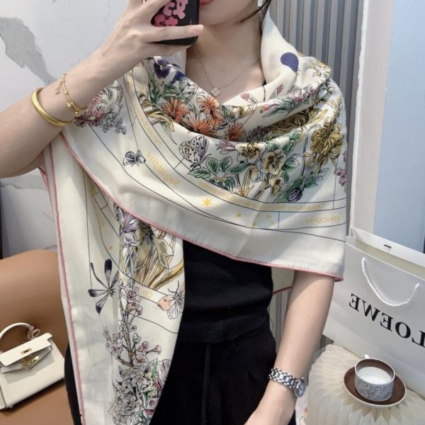 designer,replica,clothing,fake,1:1,lv,luxury,high quality Dior silk scarf, 140cm, made of pure silk and cashmere (D7UE6).