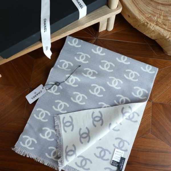 designer,replica,clothing,fake,1:1,lv,luxury,high quality Chanel Double C Scarf, Classic Style, Reversible Scarf (0S8RM)