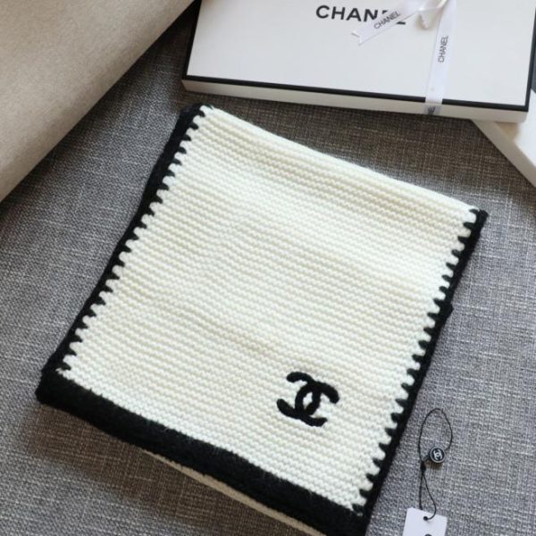 designer,replica,clothing,fake,1:1,lv,luxury,high quality Chanel knitted toothbrush-edge scarf in classic black and white two-tone color scheme (J3RON)