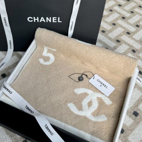 designer,replica,clothing,fake,1:1,lv,luxury,high quality Chanel No. 5 knitted cashmere scarf (K68RS)