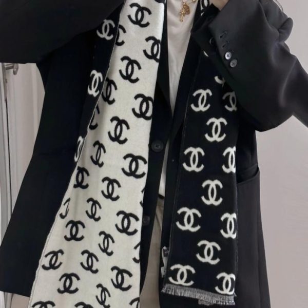 designer,replica,clothing,fake,1:1,lv,luxury,high quality Chanel Double C Scarf, Classic Style, Reversible Scarf (QVTU5)