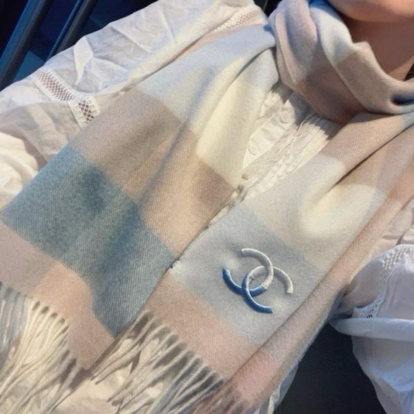 designer,replica,clothing,fake,1:1,lv,luxury,high quality CHANEL 100% Premium Cashmere Water Ripple Pattern Scarf HK836