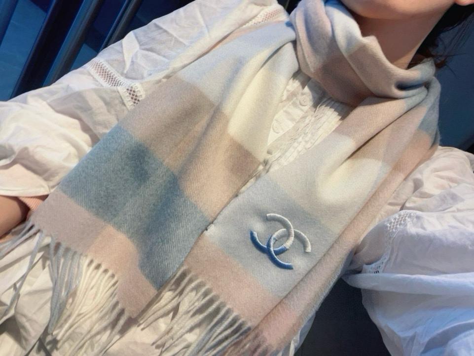designer,replica,clothing,fake,1:1,lv,luxury,high quality CHANEL 100% Premium Cashmere Water Ripple Pattern Scarf HK836 designer,replica,clothing,fake,1:1,lv,luxury,high quality CHANEL 100% Premium Cashmere Water Ripple Pattern Scarf HK836