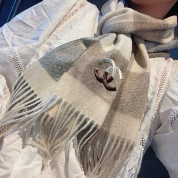 designer,replica,clothing,fake,1:1,lv,luxury,high quality CHANEL 100% Premium Cashmere Water Ripple Pattern Scarf Q87C0