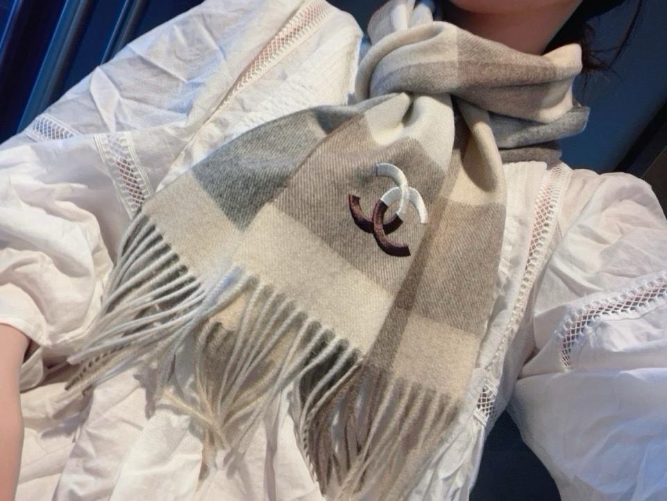 designer,replica,clothing,fake,1:1,lv,luxury,high quality CHANEL 100% Premium Cashmere Water Ripple Pattern Scarf Q87C0 designer,replica,clothing,fake,1:1,lv,luxury,high quality CHANEL 100% Premium Cashmere Water Ripple Pattern Scarf Q87C0