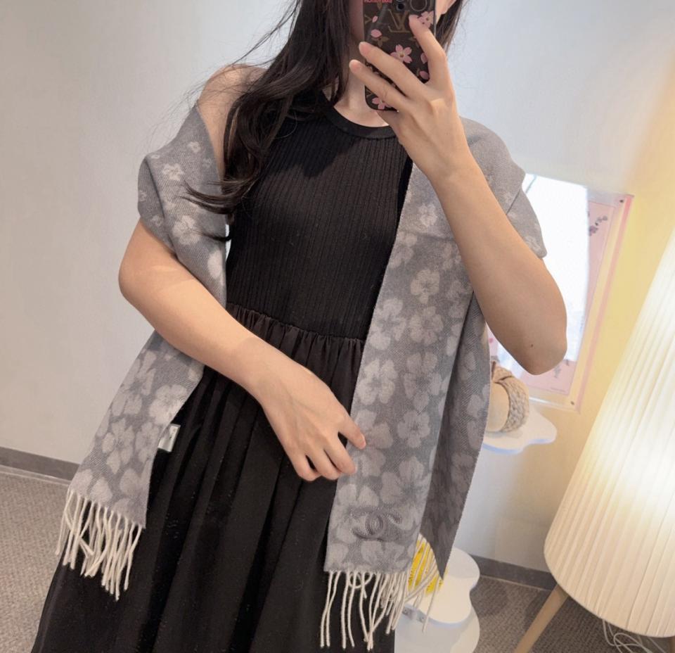 designer,replica,clothing,fake,1:1,lv,luxury,high quality CHANEL 100% Premium Cashmere Water Ripple Pattern Scarf (9DSOL) designer,replica,clothing,fake,1:1,lv,luxury,high quality CHANEL 100% Premium Cashmere Water Ripple Pattern Scarf (9DSOL)